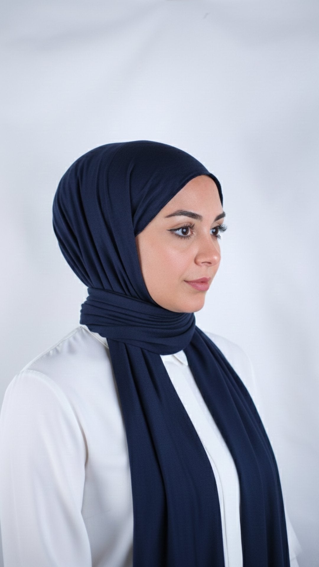 Dunkelblauer Jersey-Schal